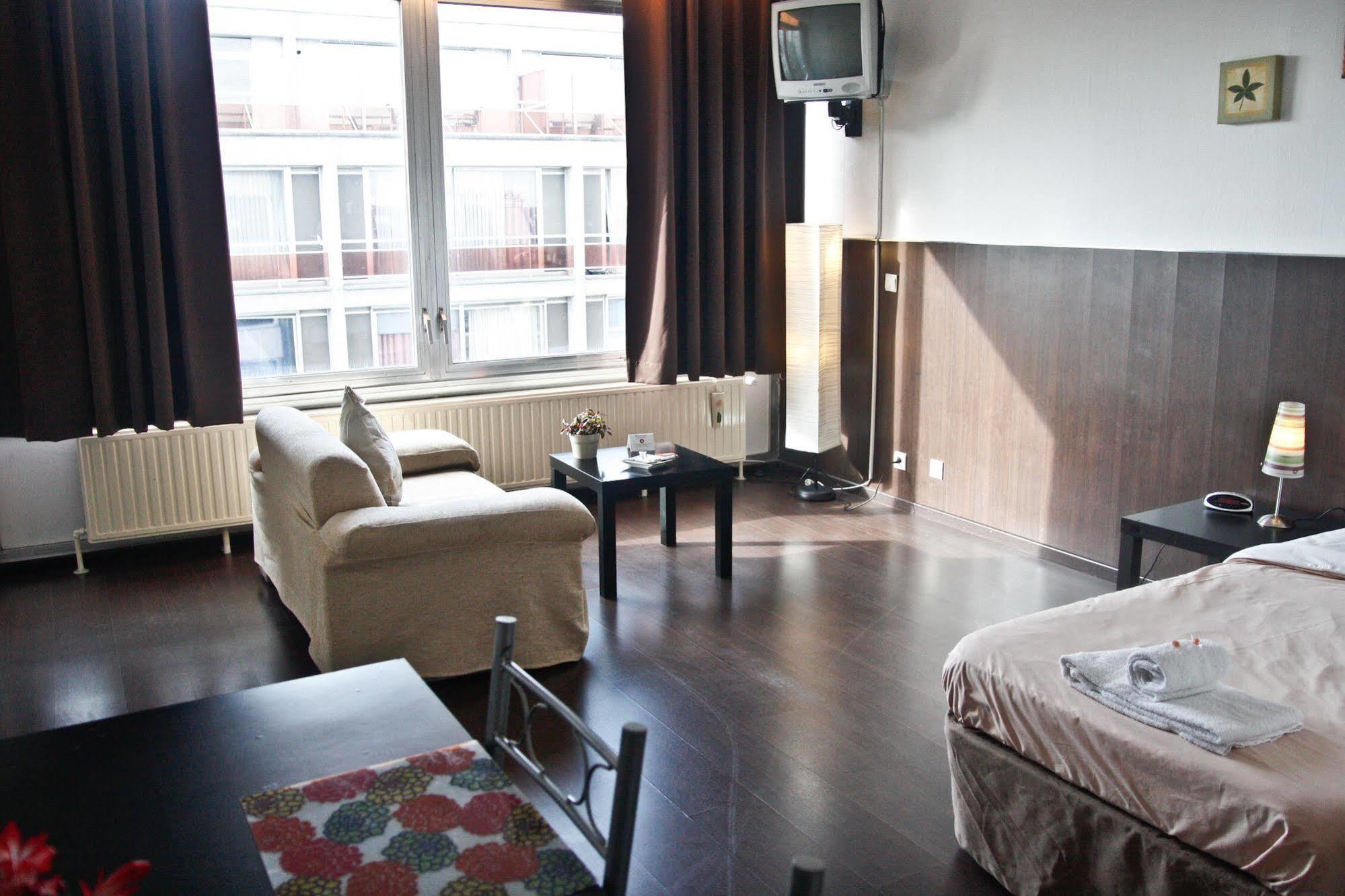 Budget Flats Antwerp Apartamento Exterior foto